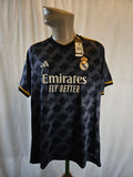 Real Madrid 2023/2024 Auswärts KIT Trikot XL NEU