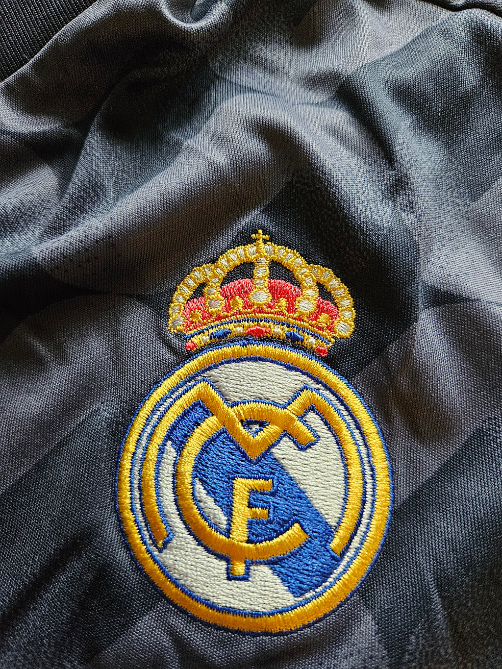 Real Madrid 2023/2024 Auswärts KIT Trikot XL NEU