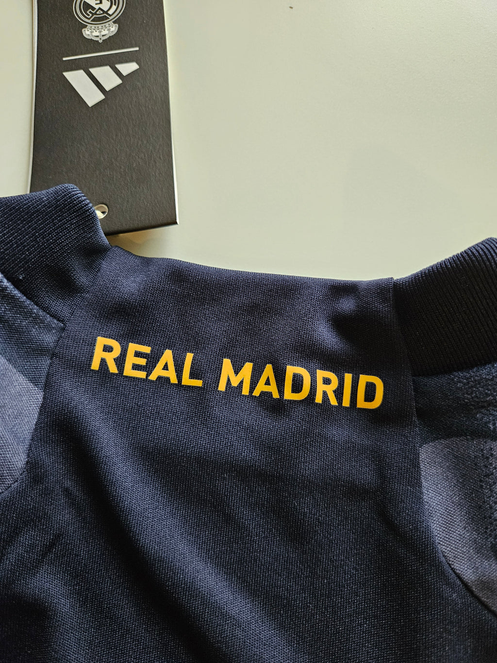 Real Madrid 2023/2024 Auswärts KIT Trikot XL NEU