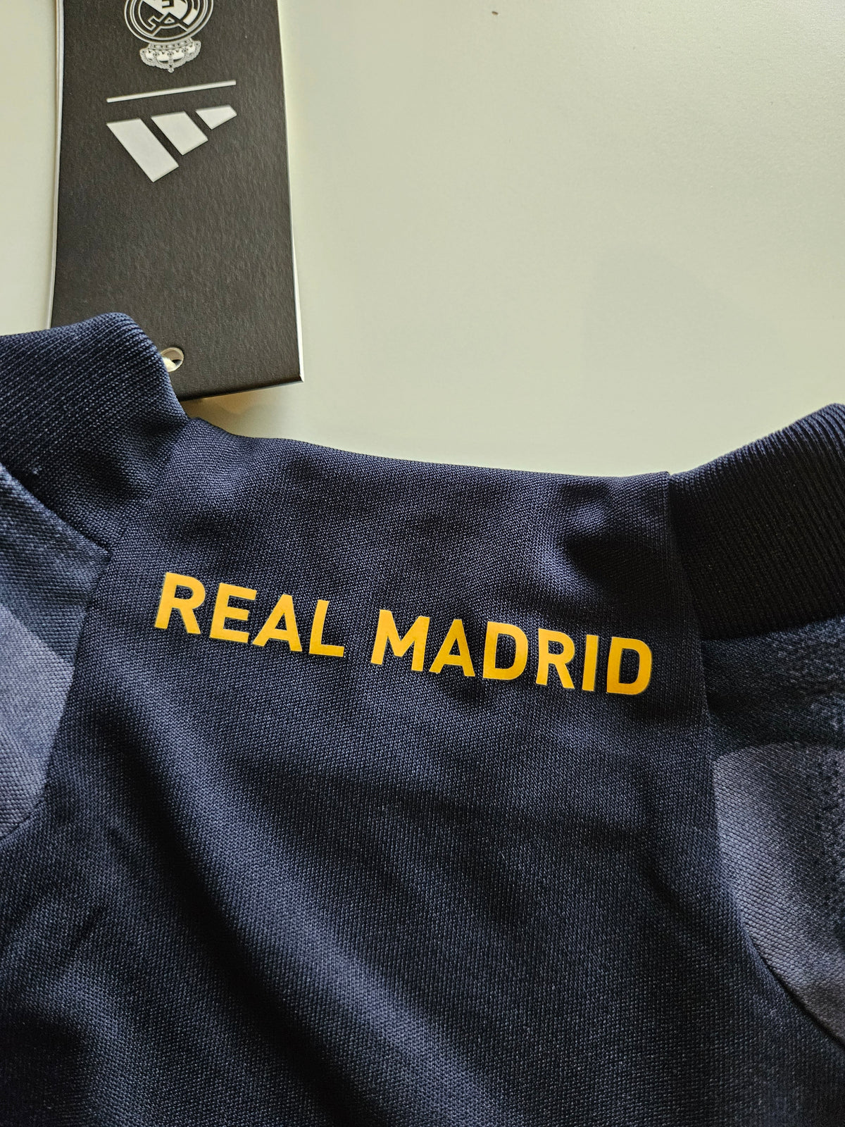 Real Madrid 2023/2024 Auswärts KIT Trikot XL NEU
