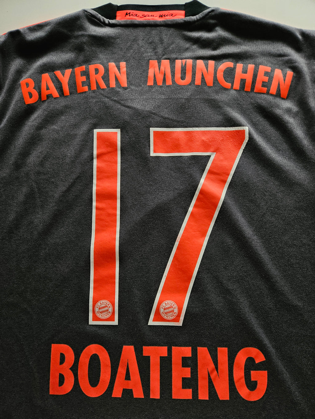Bayern München 2016/2017 Auswärts Trikot #17 Boateng M Adidas Shirt