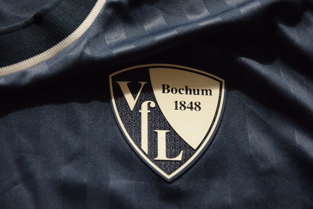 VfL Bochum 2025/2026 Heimtrikot Damen M #22 Kerkhof Mizuno