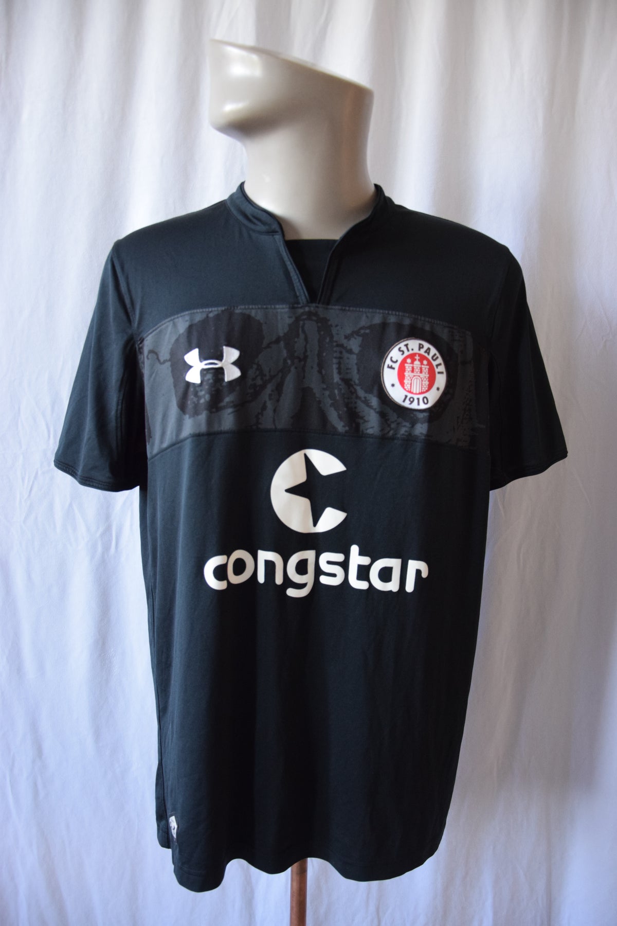 St. Pauli 2018/2019 Drittes L Under Armour Trikot