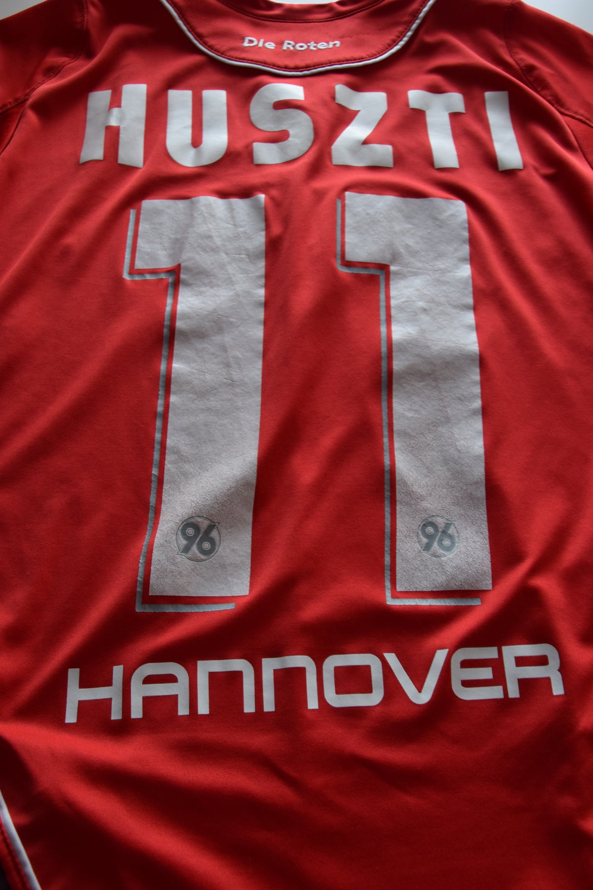 Hannover 96 2007/2008 Heimtrikot #11 Huszti M Diadora