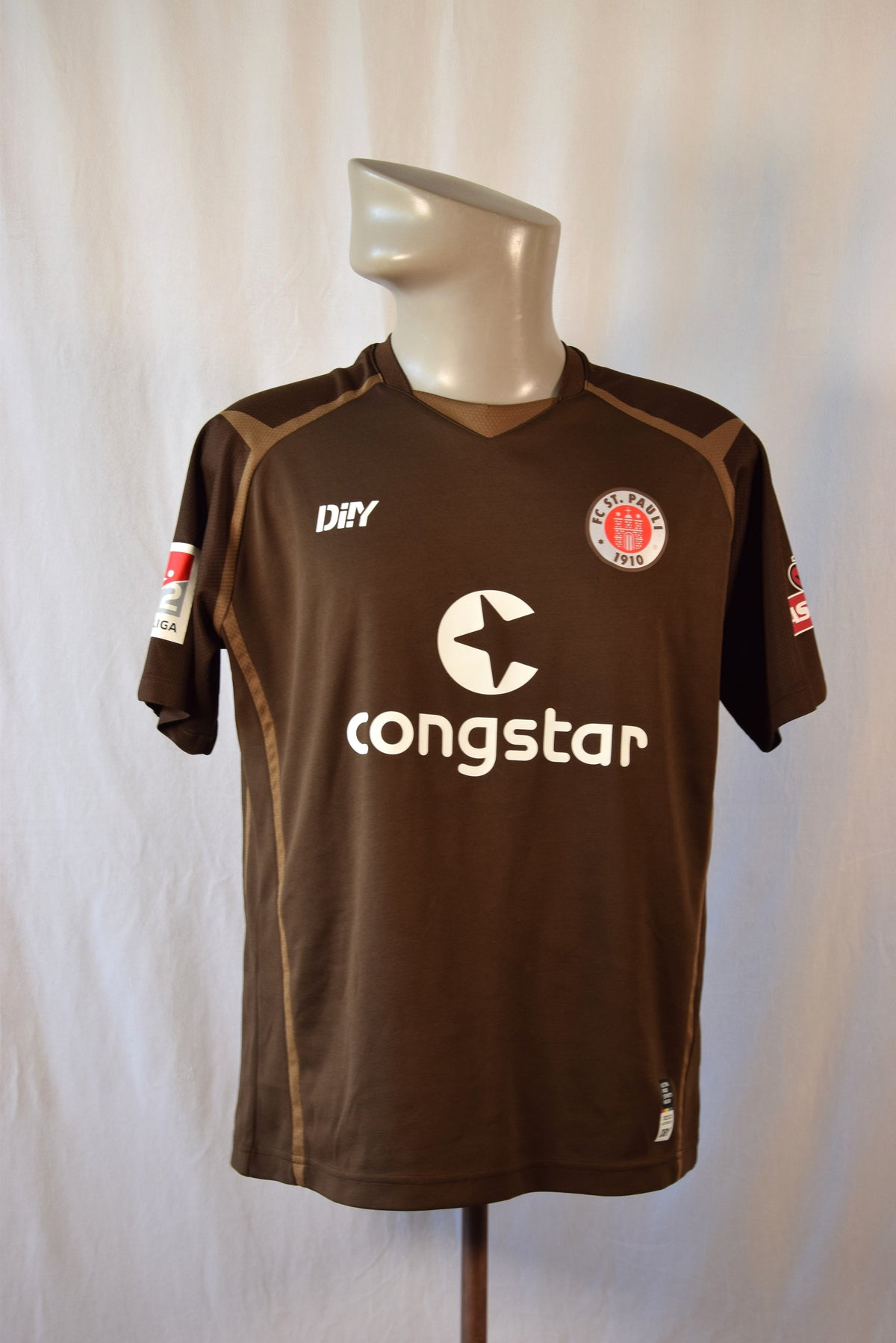 St. Pauli 2022/2023 Heimtrikot #7 Irvine M
