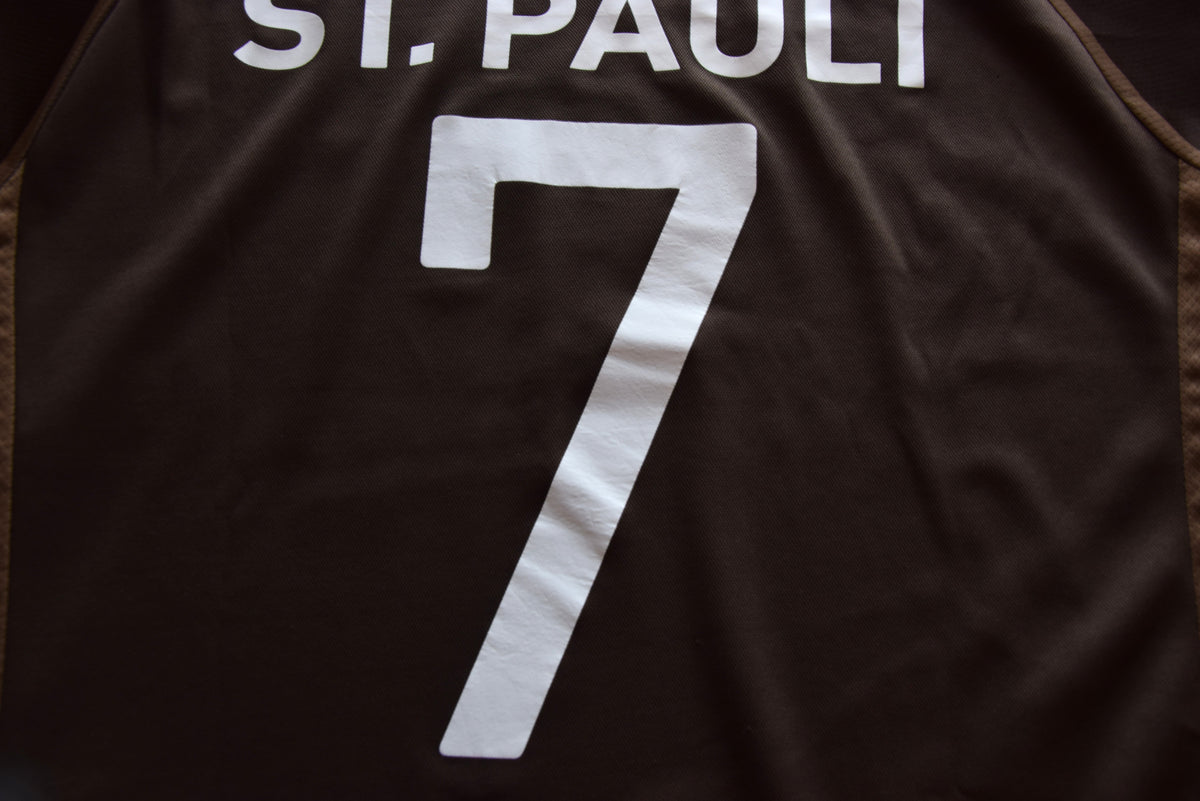 St. Pauli 2022/2023 Heimtrikot #7 Irvine M