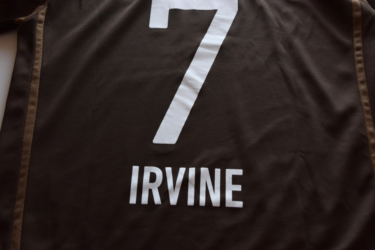 St. Pauli 2022/2023 Heimtrikot #7 Irvine M