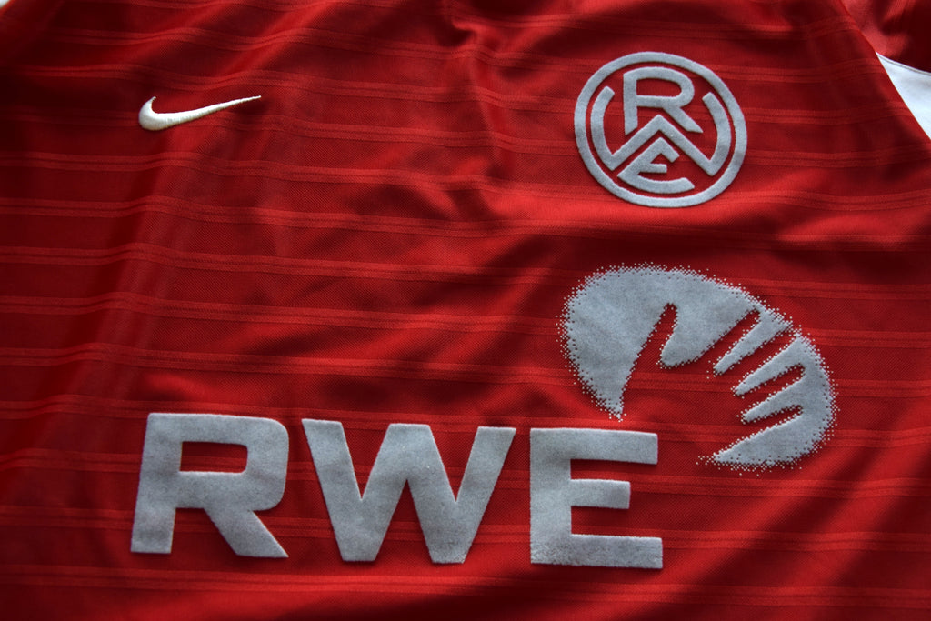 Rot-weiss Essen 2001/2002 Heimtrikot L Nike