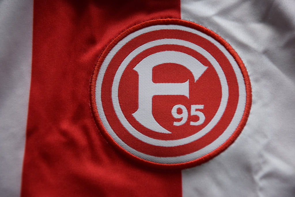 Fortuna Düsseldorf 2016/2017 Neu S Auswärts Trikot Puma