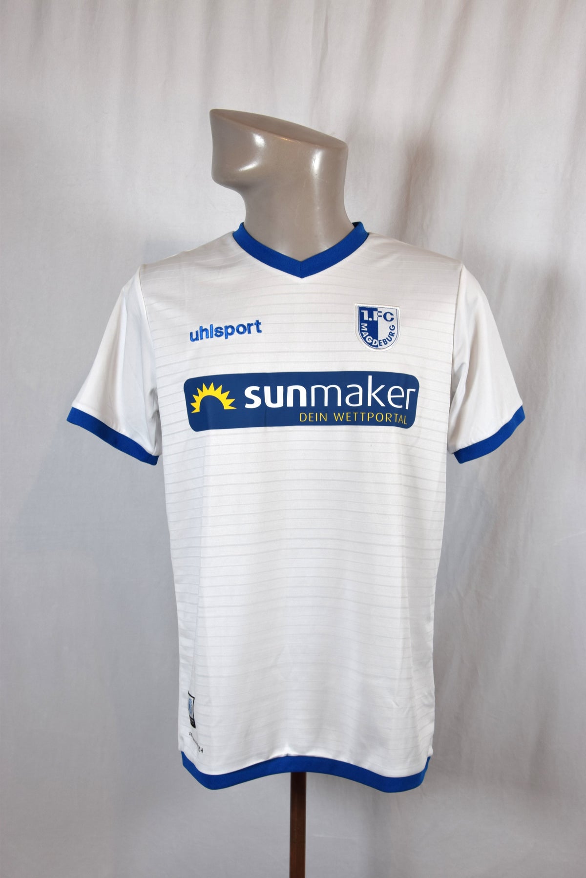 1. FC Magdeburg  2019/2020  Auswärtstrikot M Uhlsport