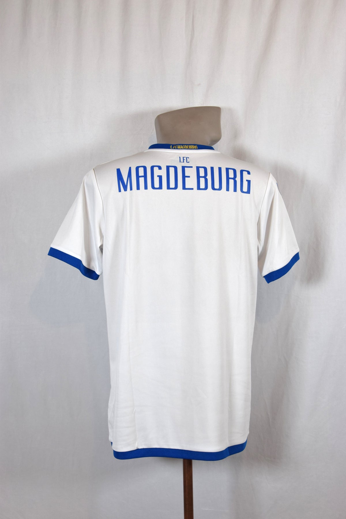 1. FC Magdeburg  2019/2020  Auswärtstrikot M Uhlsport