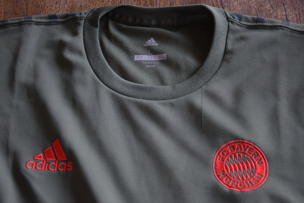 Bayern München T-Shirt 2018/2019 L Adidas