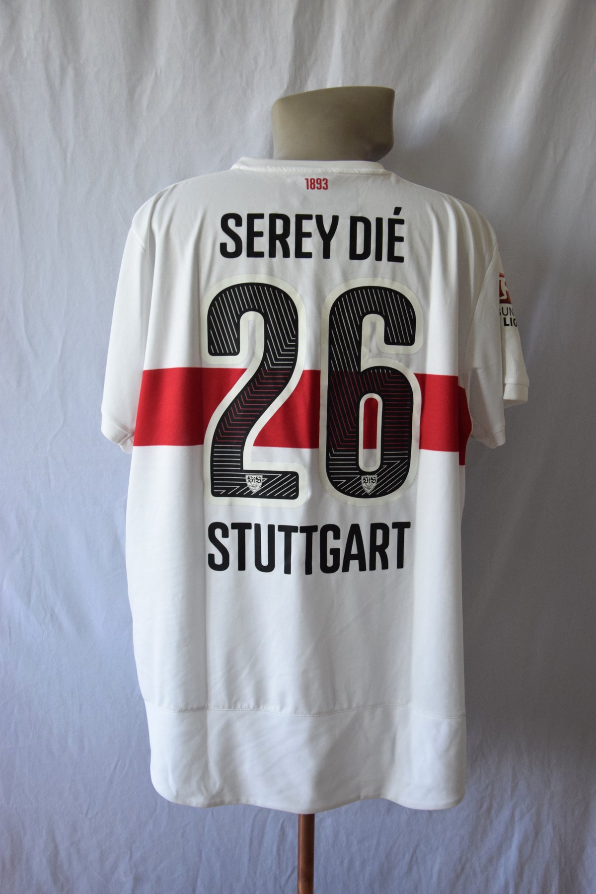 VfB Stuttgart 2015/2016 XXL Heim Puma #26 Serey Die Trikot