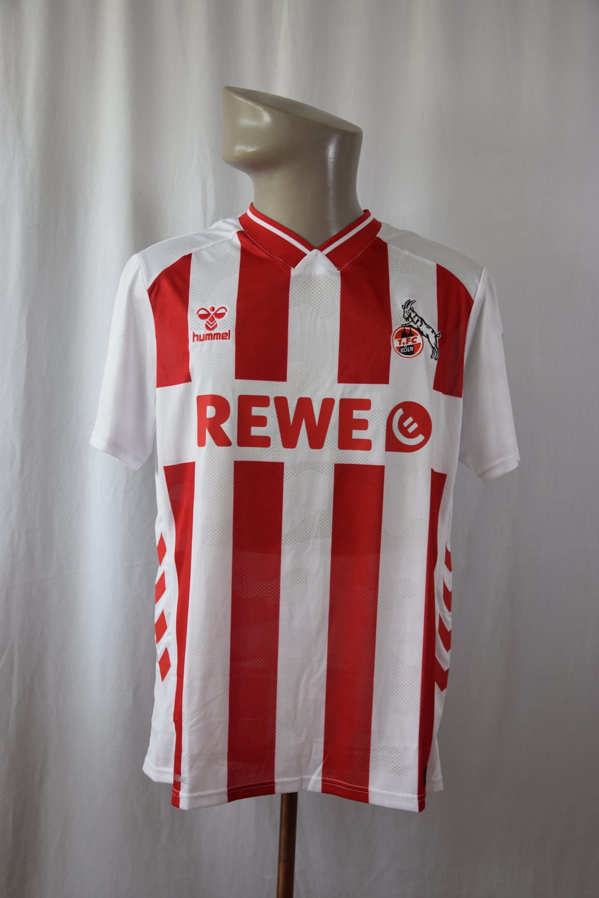 1. FC Köln 2025/2026 L Heimtrikot Hummel