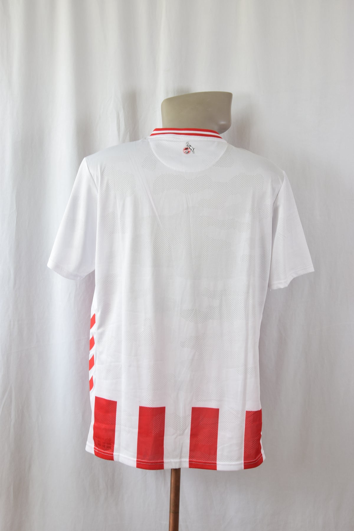 1. FC Köln 2025/2026 L Heimtrikot Hummel