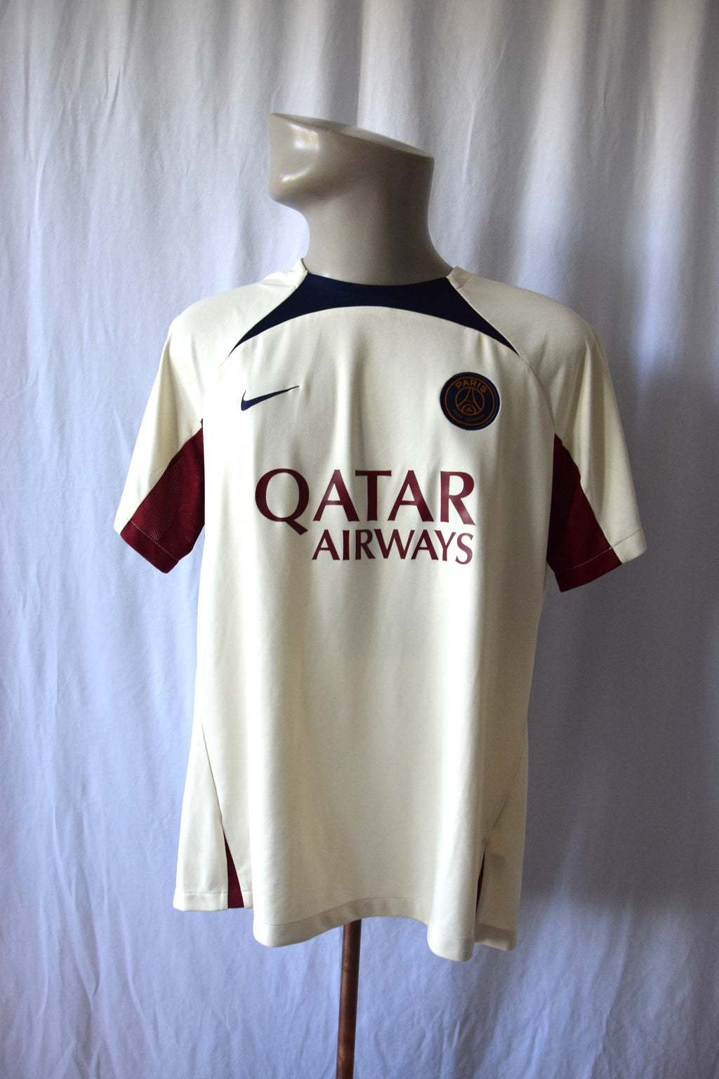 Paris Saint- Germain PSG 2023/2024 L Trikot Training