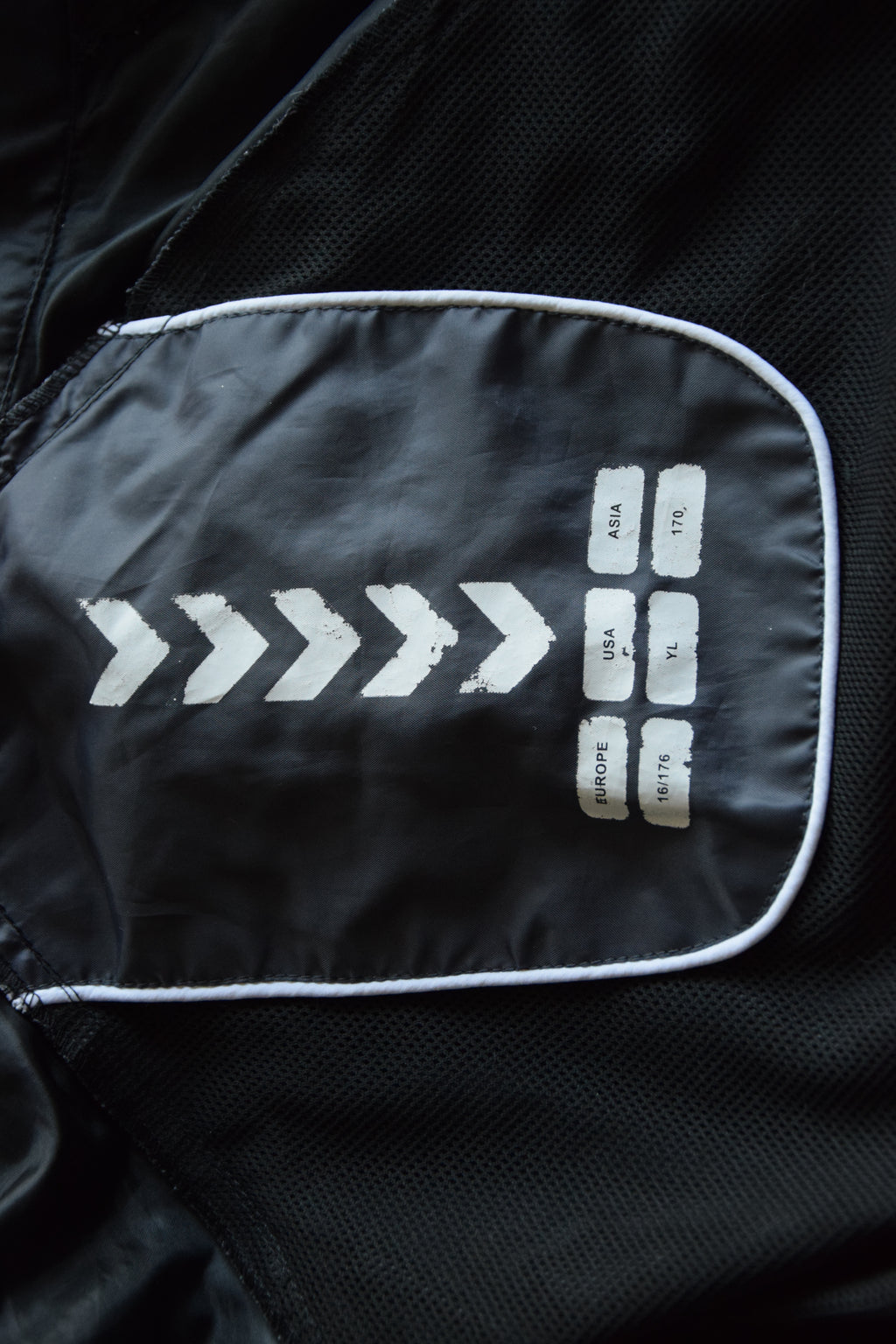 Karlsruher SC Jacke KSC 176 cm Hummel