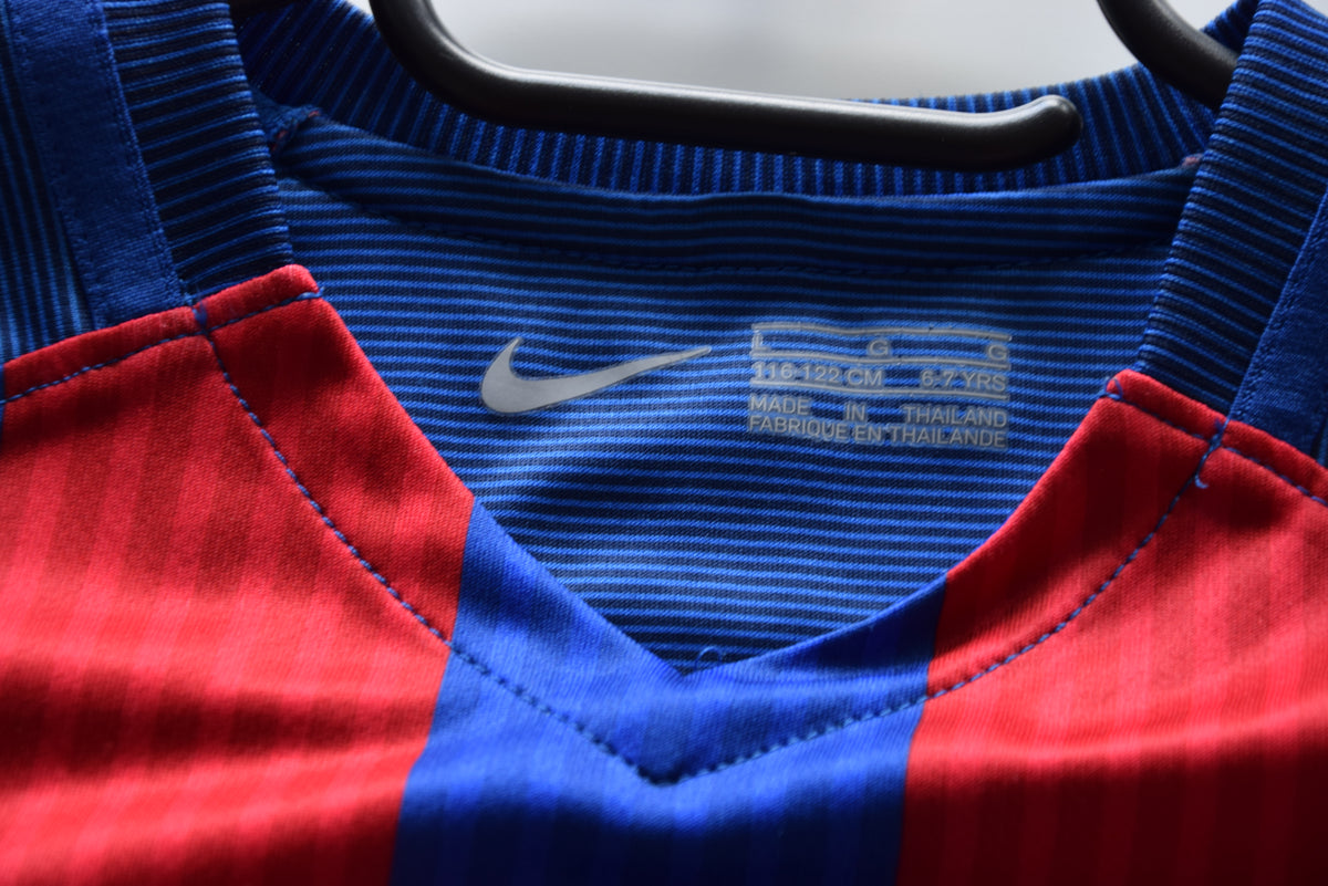 FC Barcelona 2017/2018 Heimtrikot 116 cm  Nike #10 Messi