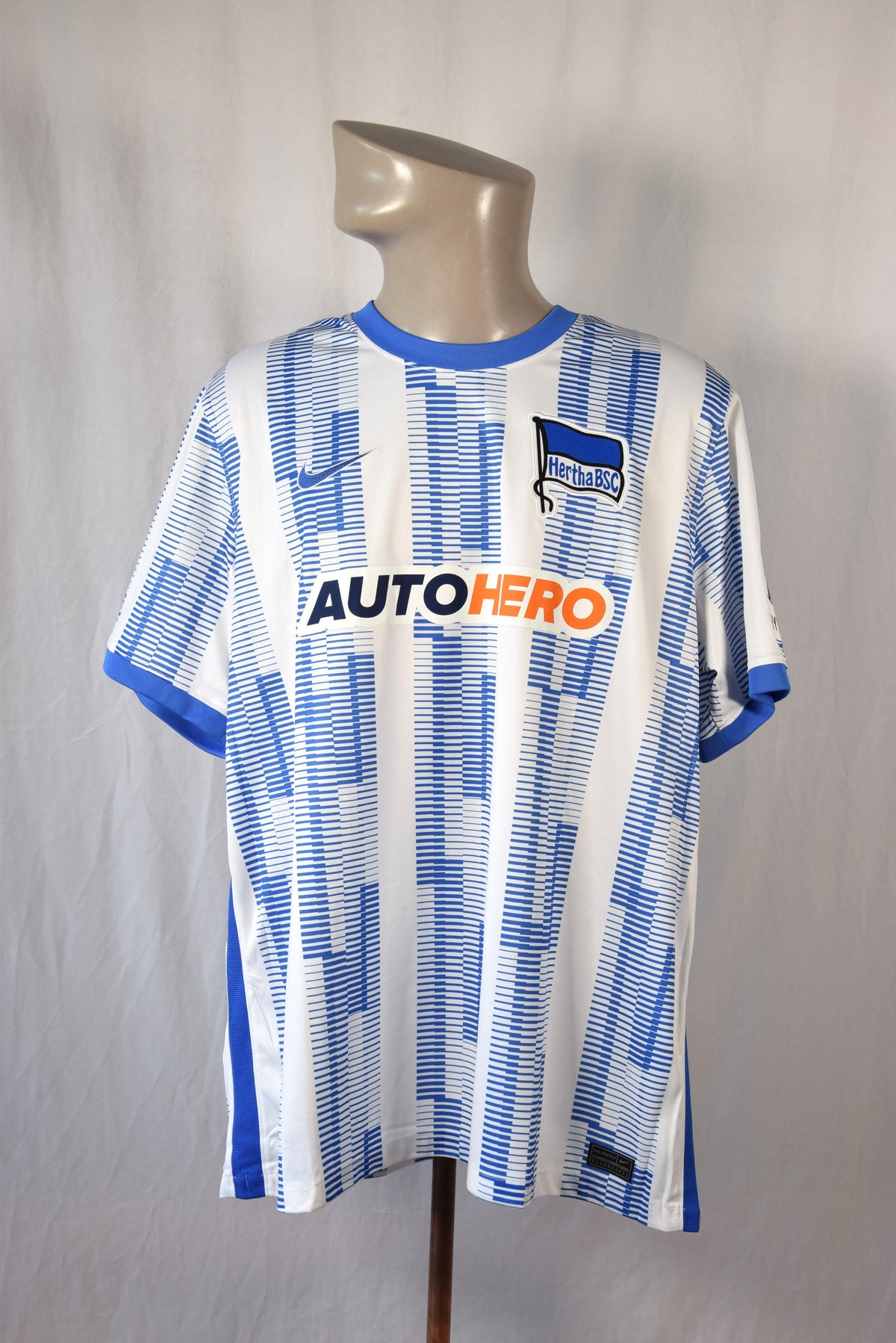 Hertha Berlin 2021/2022 XXL Nike Heimtrikot #21 Plattenhardt